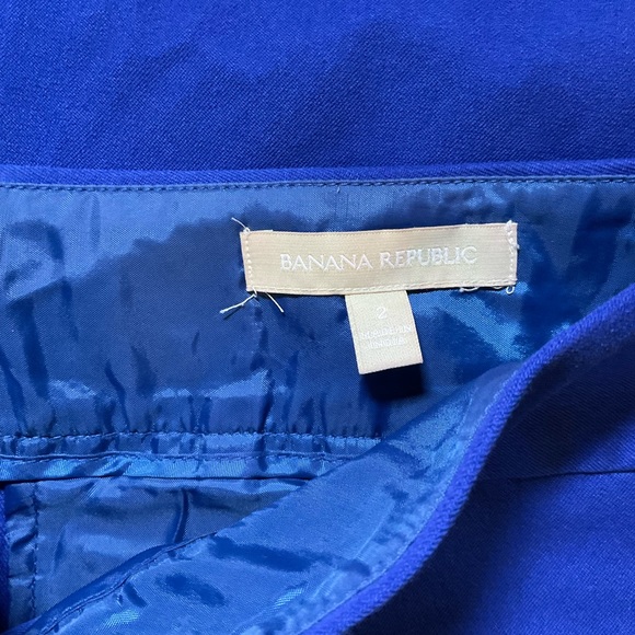 Banana Republic Cobalt Blue Pencil Skirt, Size 2 Like new condition - Picture 4 of 4
